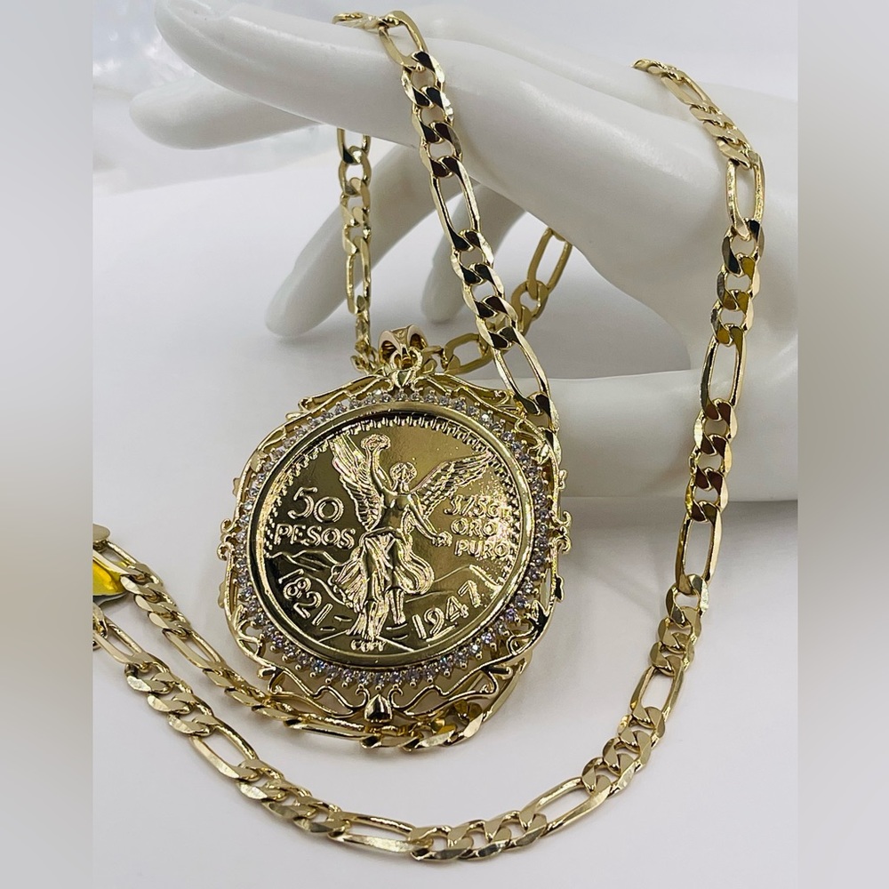 Chain and centenary and gold plated,